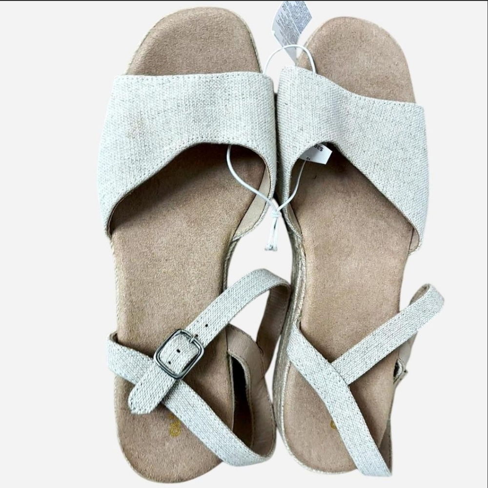 Elegant Beige Women's Sandals